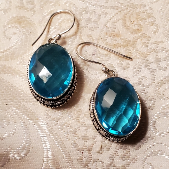 925 STAMPED SILVER ,BLUE TOPAZ, EARRINGS - Picture 1 of 4